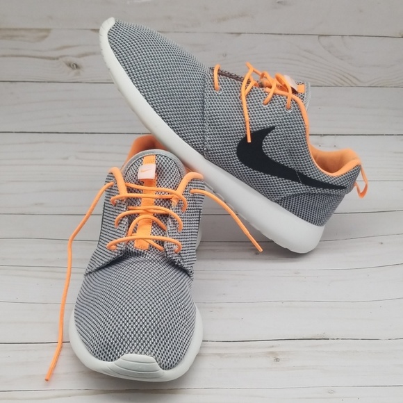 nike roshe run mens